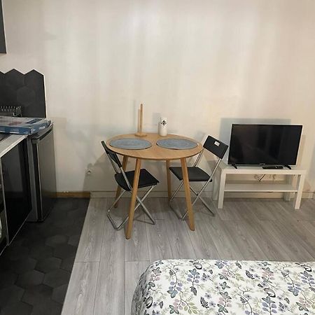 Studio One Proche Ligne 14 Kremlin Bicetre Аркёй Экстерьер фото